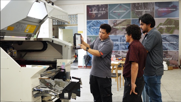 I.C.T SMT ekipmanıyla ilgili eksiksiz teknik rehberlik