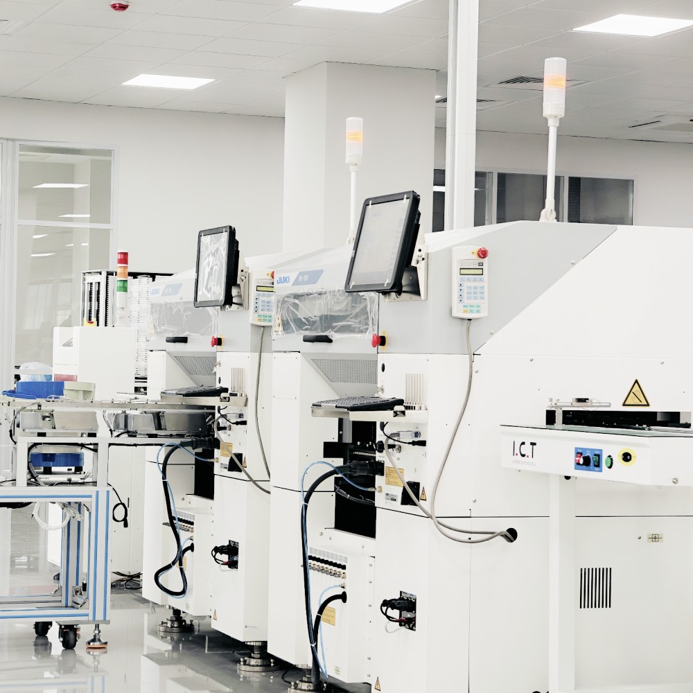 JUKI JM-50 | Yüksek Kaliteli DIP Otomatik Yerleştirici Garip Form Bileşeni Yerleştirme Ekipmanı 