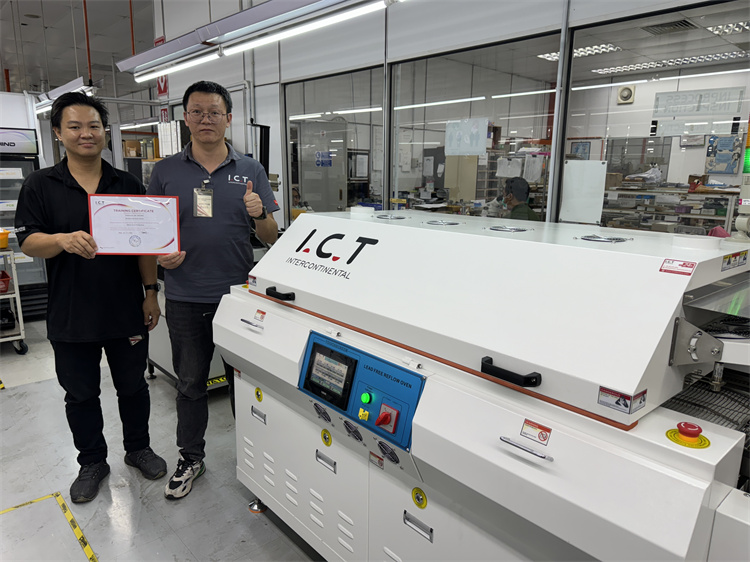 400 mm konveyör genişliğine sahip özelleştirilmiş T4 Reflow Fırın (2)