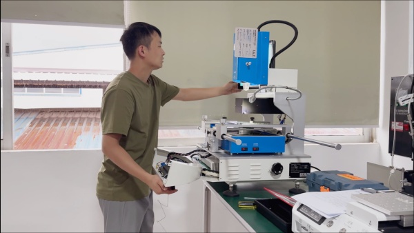 I.C.T SMT ekipmanın çalıştırılmasına ilişkin eksiksiz teknik rehberlik