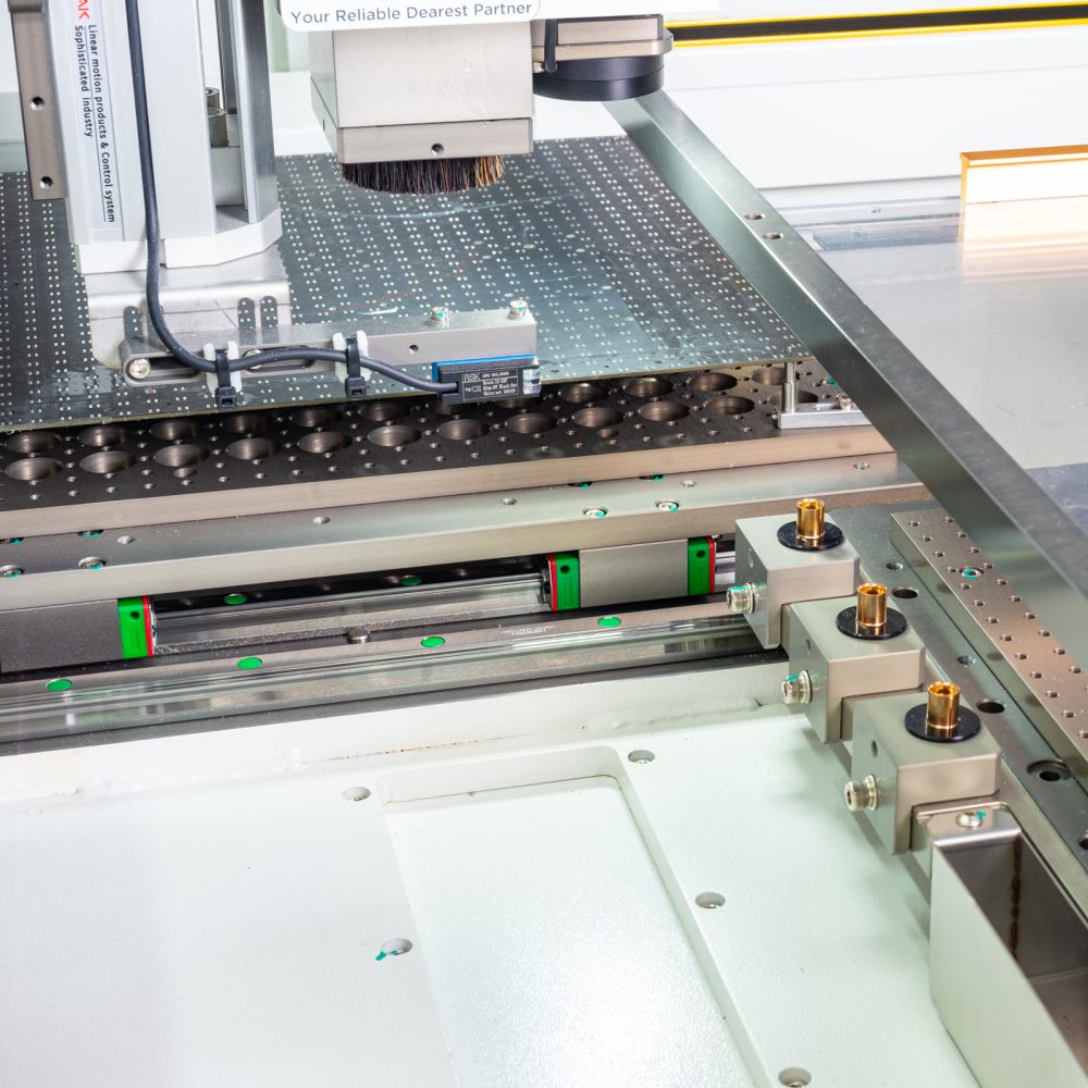 I.C.T | Otomatik CNC PCB Yönlendirme Makinesi Devre Kartı Elit PCB depanelizer I.C.T-5700N