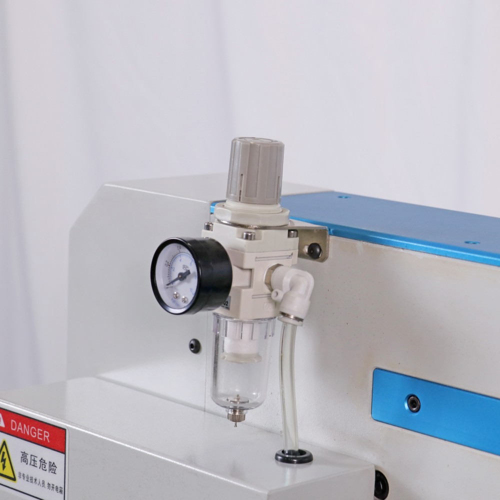 I.C.T-GV330 | Giyotin Tipi PCB V Kesim Makinası