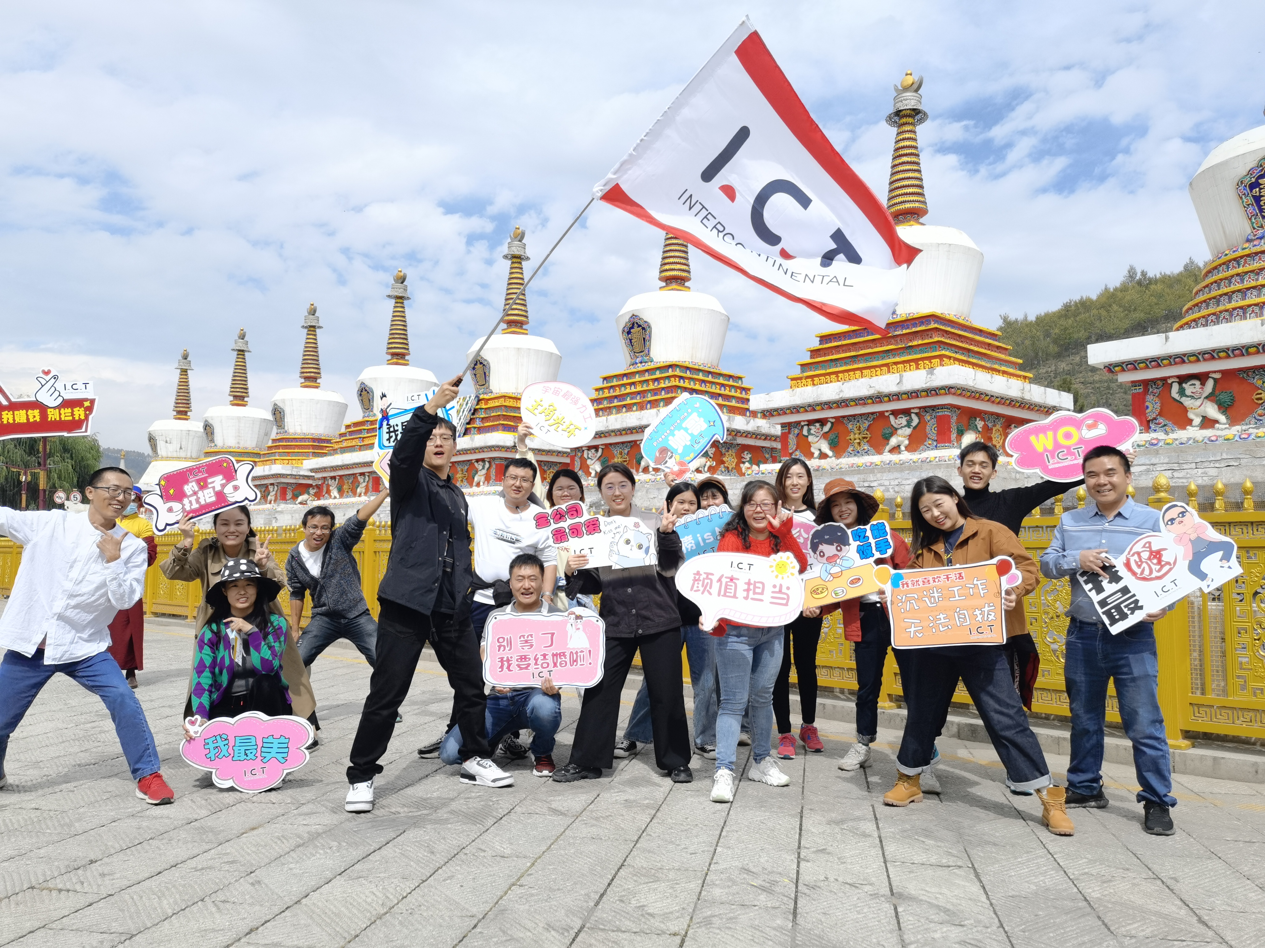 B9E822914B21DBFC4B7DDDEE256676C49