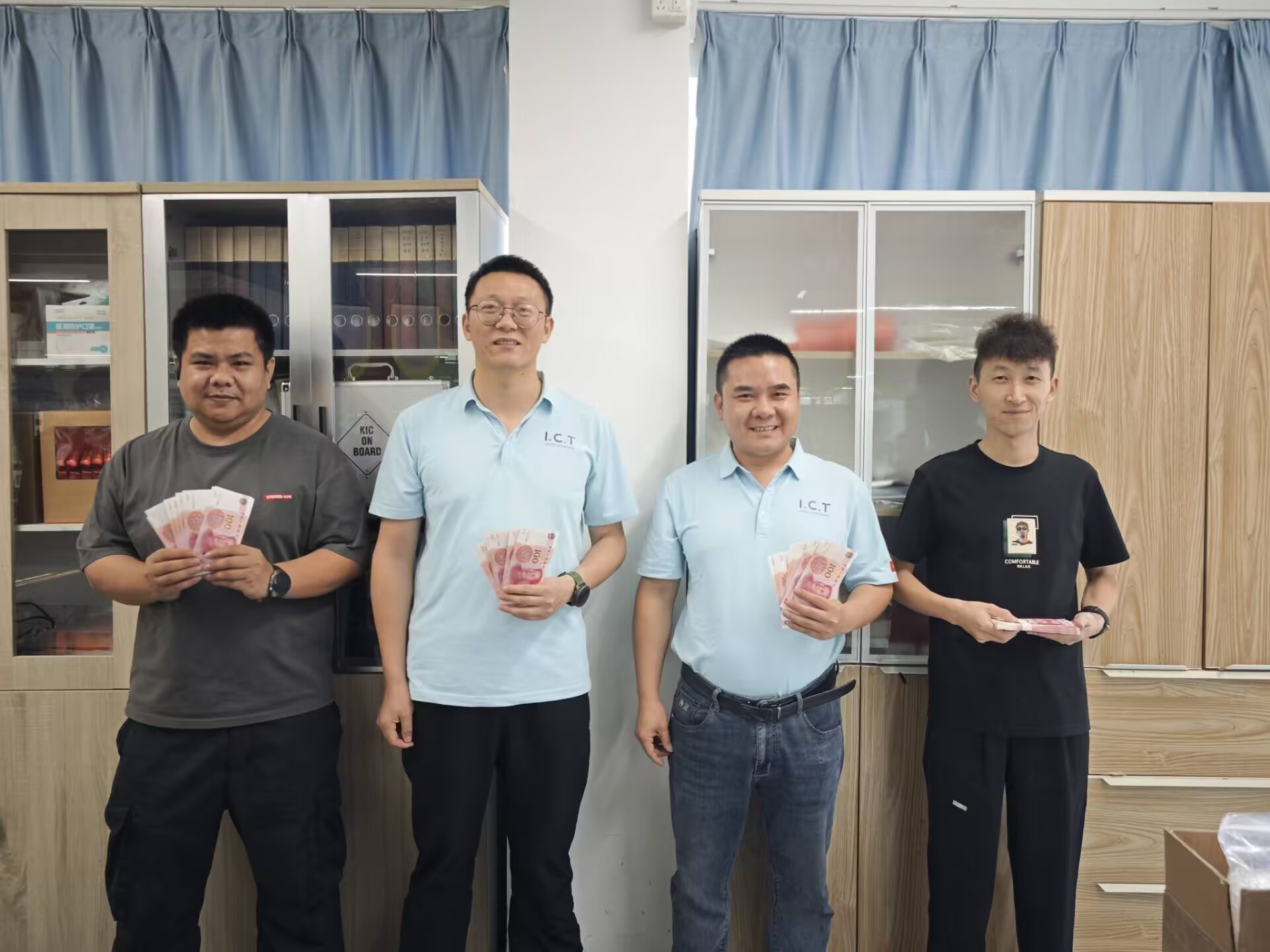 SMT Projenizin Her Aşamasında Profesyonel Teknik Destek.jpg